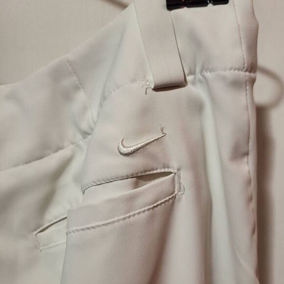 Nike Golf Dry Fit White Capri Pants - Size 12 - Picture 2 of 6